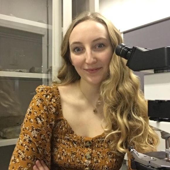 Meet your Posher, Kianna - Picture 1 of 1